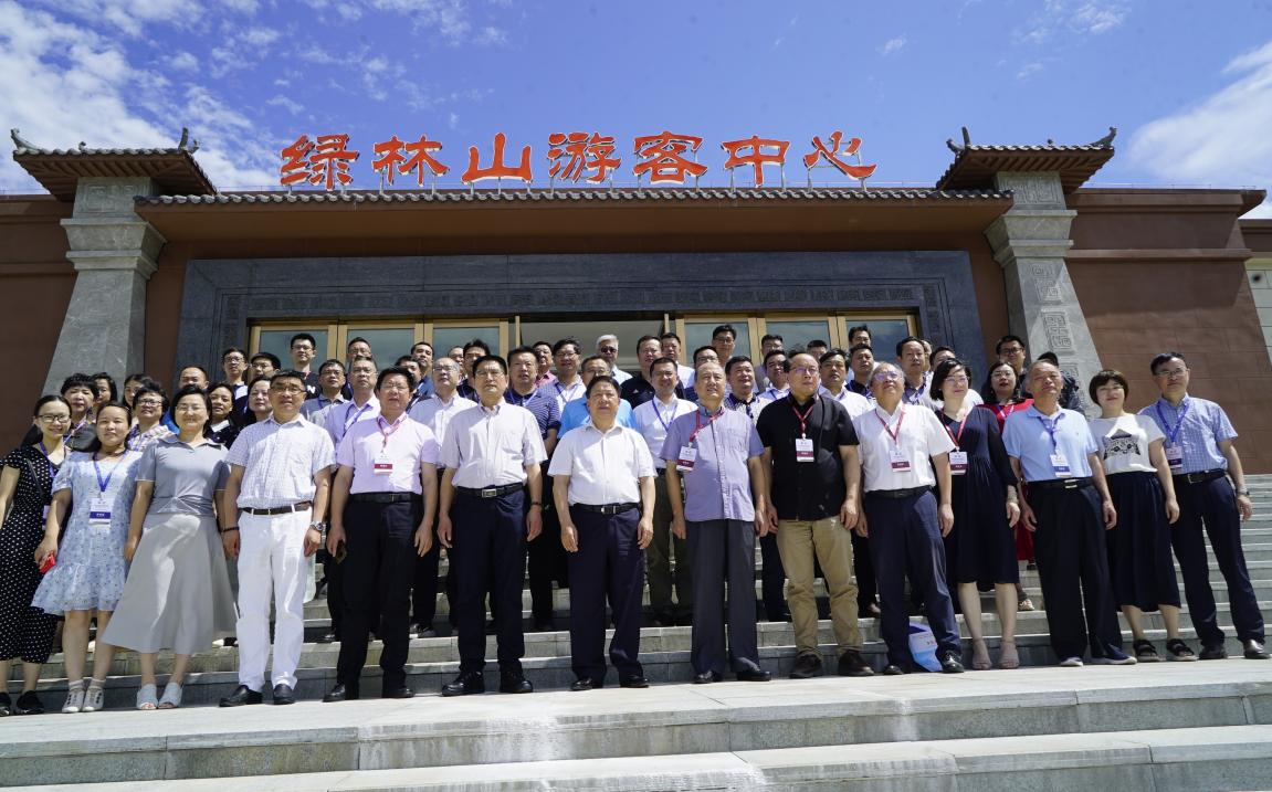 湖北省民办大学发展论坛举行 共同探讨民办高校高质量特色发展之路